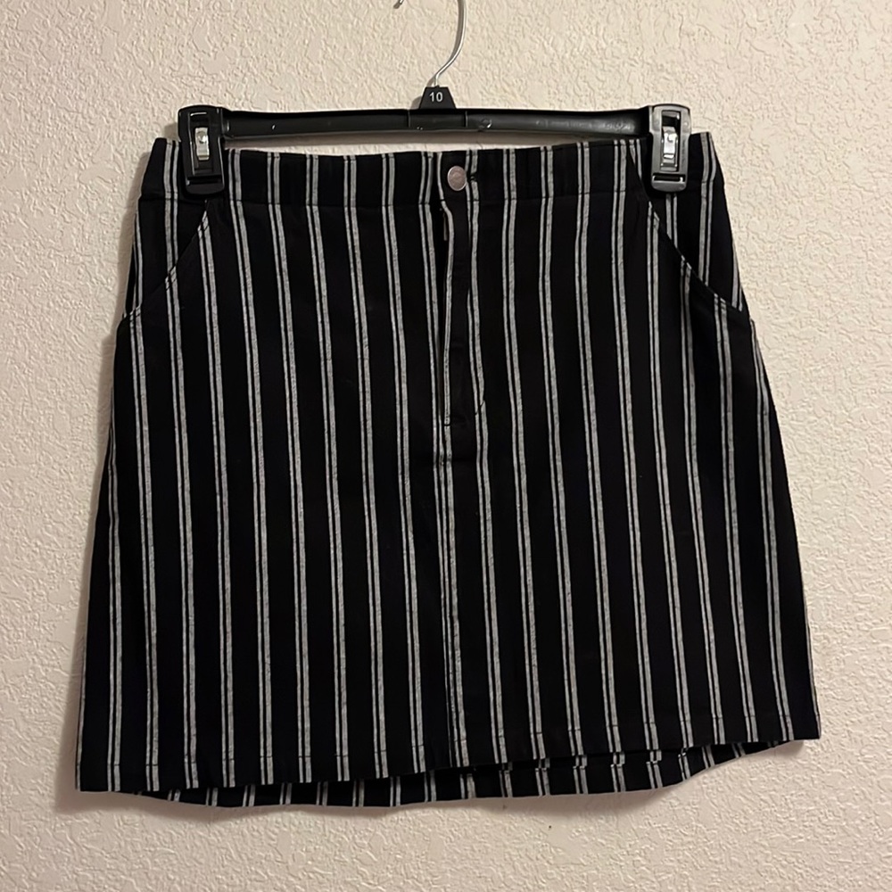 Hollister Black and White Striped High Rise Pencil skirt